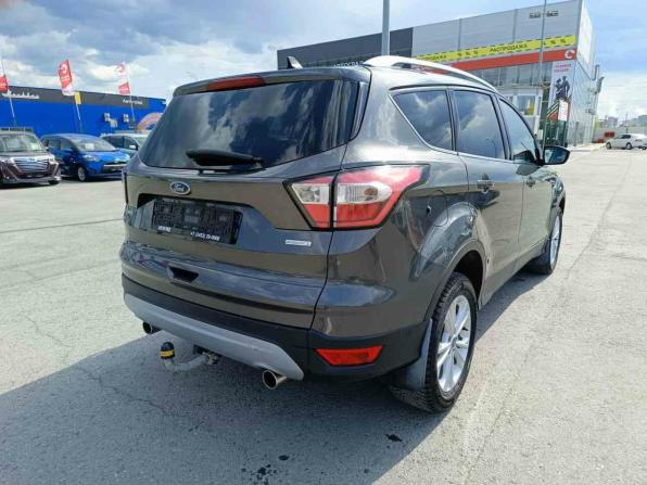 Ford Kuga II Рестайлинг с пробегом 2018 года, цена 1 575 000 рублей, 164234 км, внедорожник, Автокод Объявления