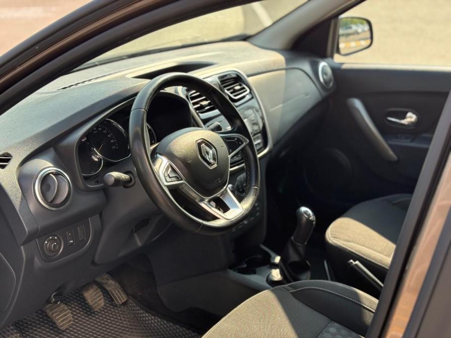 Renault Sandero II Рестайлинг Томск  - изображение 12
