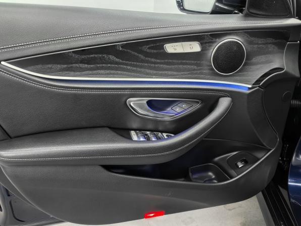 Mercedes-Benz E-Класс V (W213 S213 C238) с пробегом 2019 года, цена 3 300 000 рублей, 99000 км, седан, Автокод Объявления