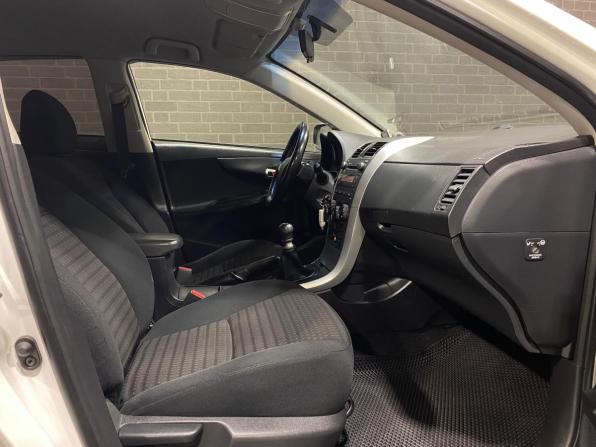 Toyota Corolla X (E140 E150) Рестайлинг с пробегом 2010 года, цена 1 199 000 рублей, 130355 км, седан, Автокод Объявления