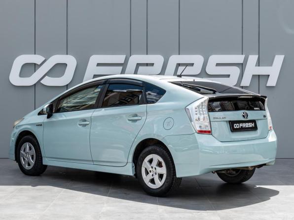 Toyota Prius III (XW30) с пробегом 2011 года, цена 1 365 000 рублей, 175556 км, лифтбек, Автокод Объявления