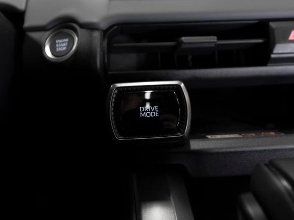 Toyota RAV4 VI (XA60) с пробегом 2026 года, цена 4 300 000 рублей, 71 км, внедорожник, Автокод Объявления