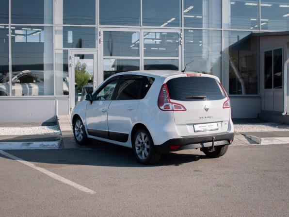 Renault Scenic III с пробегом 2009 года, цена 550 000 рублей, 232605 км, компактвэн, Автокод Объявления