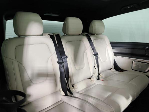 Новый Mercedes-Benz V-Класс III (W447) Рестайлинг 2 2026 года, цена 15 109 600 рублей, минивэн, Автокод Объявления
