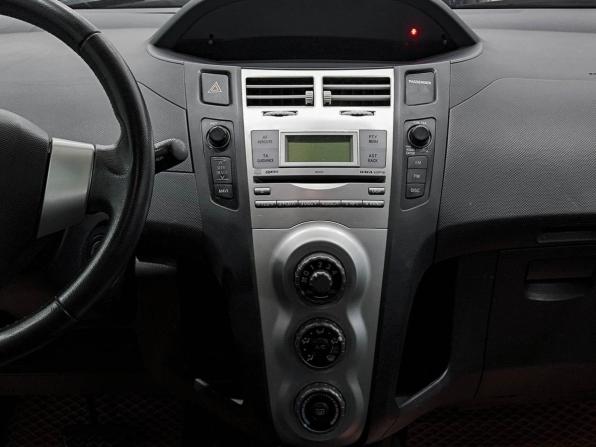 Toyota Yaris II с пробегом 2008 года, цена 580 000 рублей, 164200 км, хэтчбек, Автокод Объявления