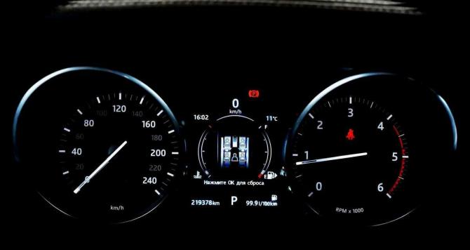 Land Rover Range Rover Evoque I Рестайлинг с пробегом 2017 года, цена 2 040 000 рублей, 219377 км, внедорожник, Автокод Объявления