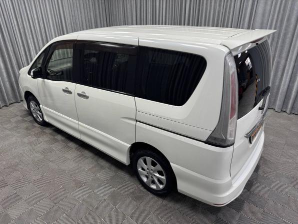 Nissan Serena IV (C26) с пробегом 2012 года, цена 1 300 000 рублей, 296064 км, минивэн, Автокод Объявления