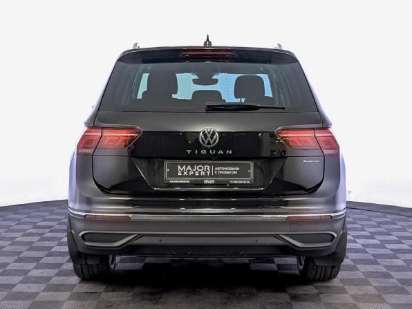 Volkswagen Tiguan II Рестайлинг с пробегом 2021 года, цена 3 825 000 рублей, 17314 км, внедорожник, Автокод Объявления
