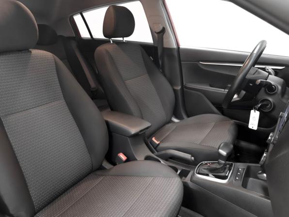 Kia Rio IV Рестайлинг с пробегом 2021 года, цена 1 810 000 рублей, 21490 км, хэтчбек, Автокод Объявления