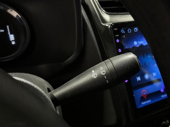 Renault Logan II Рестайлинг с пробегом 2021 года, цена 880 000 рублей, 48245 км, седан, Автокод Объявления