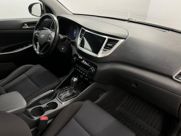 Hyundai Tucson III с пробегом 2018 года, цена 1 655 000 рублей, 162397 км, внедорожник, Автокод Объявления
