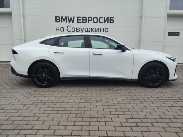Changan UNI-V I с пробегом 2024 года, цена 2 150 000 рублей, 40989 км, лифтбек, Автокод Объявления