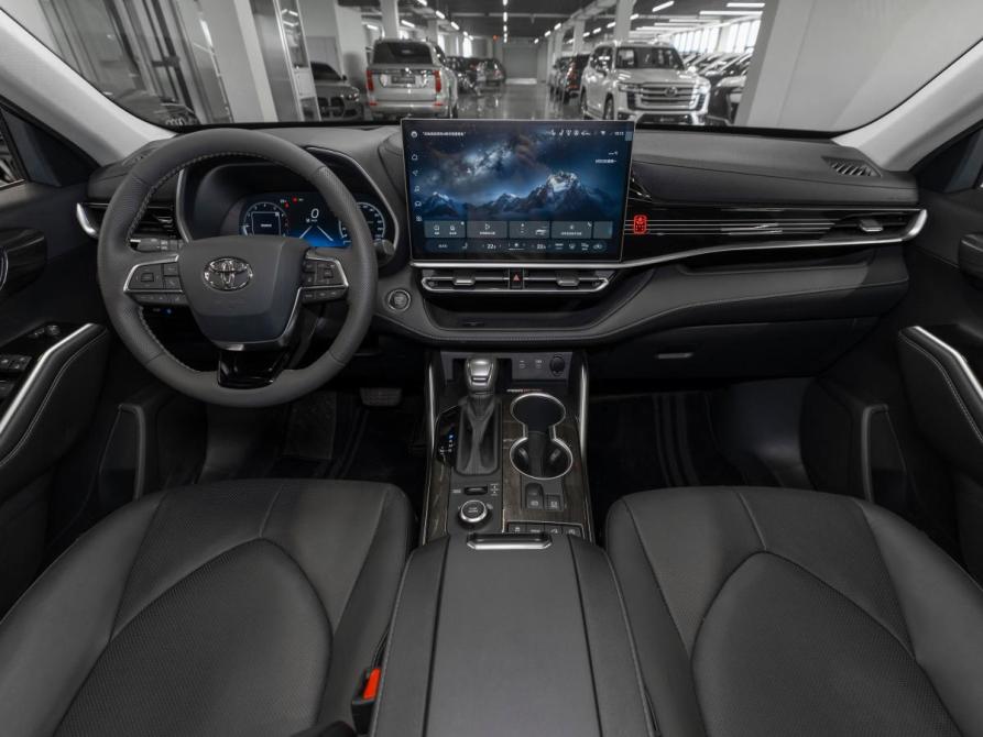 Toyota Highlander IV (XU70) Москва  - изображение 8