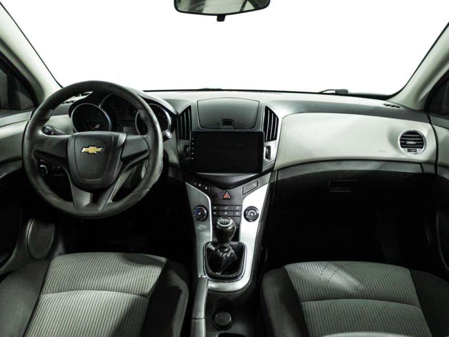 Chevrolet Cruze I Рестайлинг Санкт-Петербург  - изображение 14
