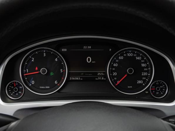 Volkswagen Touareg II с пробегом 2012 года, цена 1 869 000 рублей, 316063 км, внедорожник, Автокод Объявления