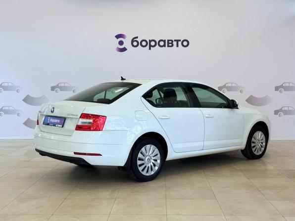 Skoda Octavia III (A7) Рестайлинг с пробегом 2020 года, цена 1 705 000 рублей, 115644 км, лифтбек, Автокод Объявления