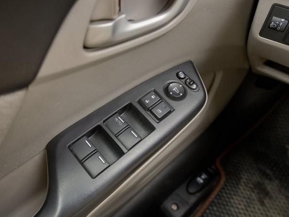 Honda Civic IX Рестайлинг с пробегом 2013 года, цена 1 436 000 рублей, 161975 км, седан, Автокод Объявления