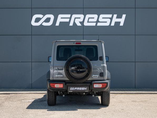 Suzuki Jimny IV с пробегом 2025 года, цена 3 650 000 рублей, 111 км, внедорожник, Автокод Объявления
