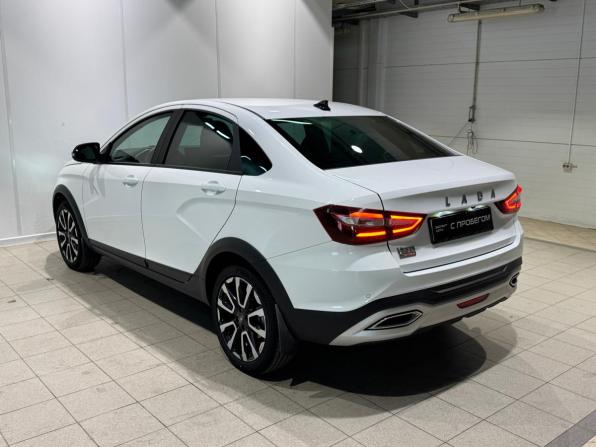 Lada (ВАЗ) Vesta I Рестайлинг (NG) с пробегом 2023 года, цена 1 610 000 рублей, 14000 км, седан, Автокод Объявления