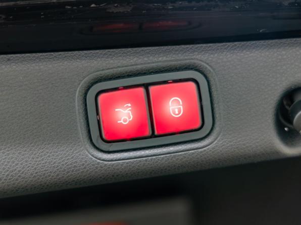 Mercedes-Benz E-Класс V (W213 S213 C238) с пробегом 2019 года, цена 3 298 000 рублей, 137391 км, седан, Автокод Объявления