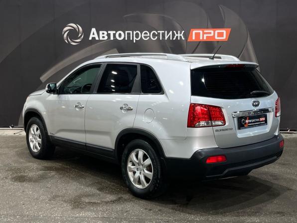 Kia Sorento II с пробегом 2010 года, цена 1 395 000 рублей, 130384 км, внедорожник, Автокод Объявления