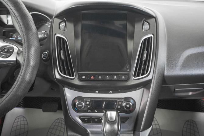 Ford Focus III с пробегом 2013 года, цена 969 000 рублей, 114600 км, хэтчбек, Автокод Объявления