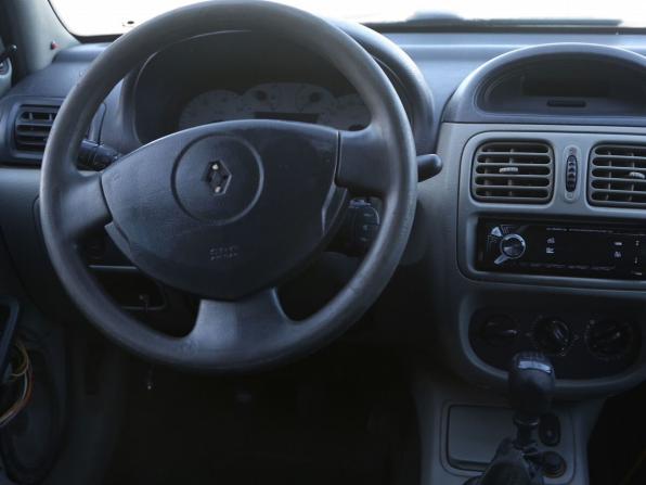 Renault Symbol I Рестайлинг с пробегом 2003 года, цена 164 000 рублей, 365000 км, седан, Автокод Объявления