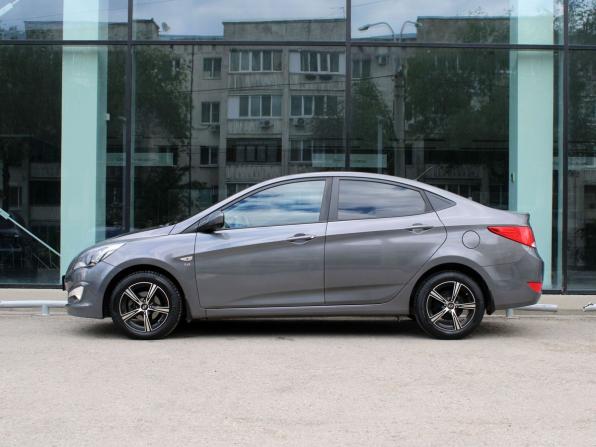 Hyundai Solaris I Рестайлинг с пробегом 2016 года, цена 1 360 000 рублей, 62160 км, седан, Автокод Объявления