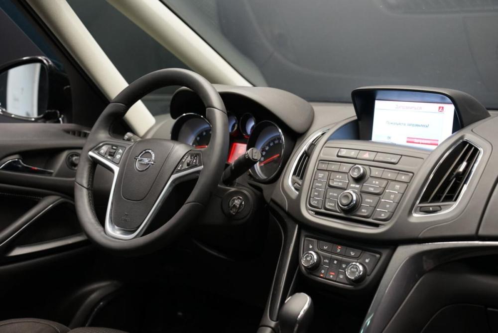 Opel Zafira C Крым  - изображение 23