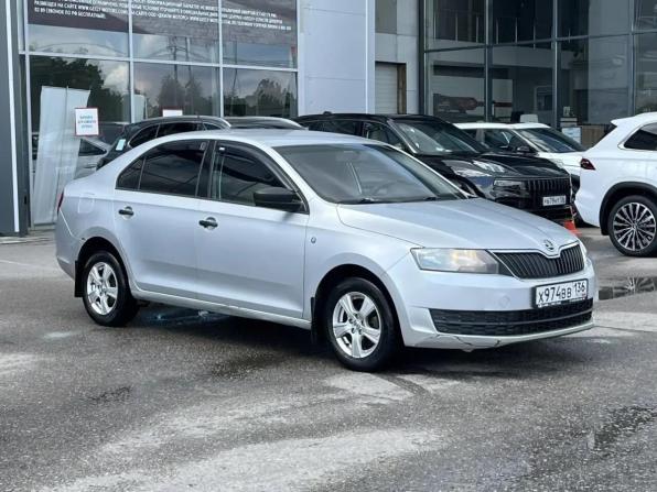 Skoda Rapid I с пробегом 2015 года, цена 700 000 рублей, 186260 км, лифтбек, Автокод Объявления