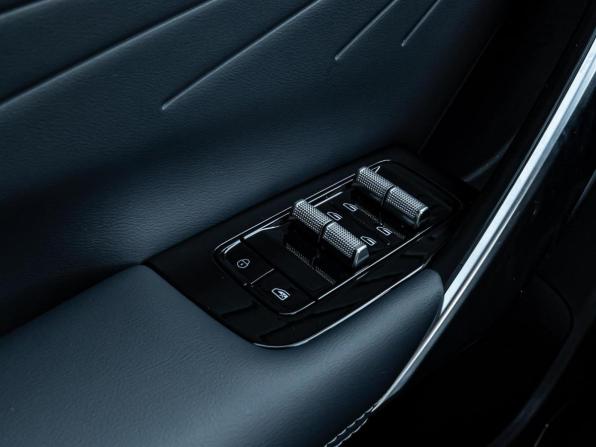 Geely Atlas II с пробегом 2024 года, цена 2 820 000 рублей, 37425 км, внедорожник, Автокод Объявления