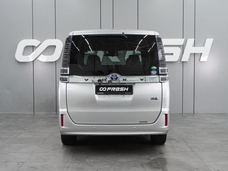 Toyota Voxy III (R80) Рестайлинг Воронеж  - изображение 4