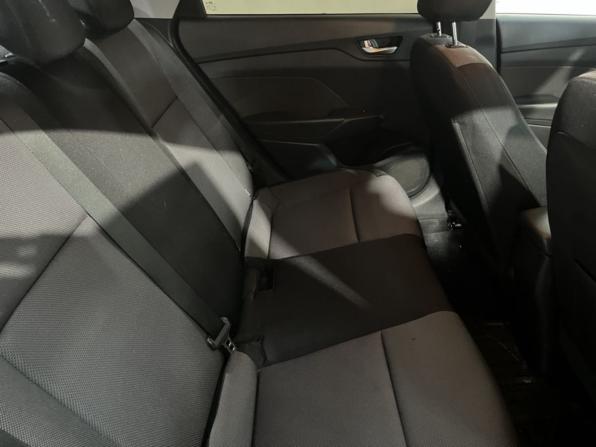 Hyundai Solaris II с пробегом 2018 года, цена 1 355 000 рублей, 83988 км, седан, Автокод Объявления