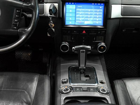 Volkswagen Touareg I Рестайлинг с пробегом 2007 года, цена 1 300 000 рублей, 199008 км, внедорожник, Автокод Объявления