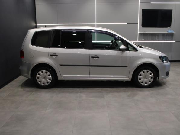 Volkswagen Touran I Рестайлинг 2 с пробегом 2011 года, цена 556 000 рублей, 270000 км, компактвэн, Автокод Объявления