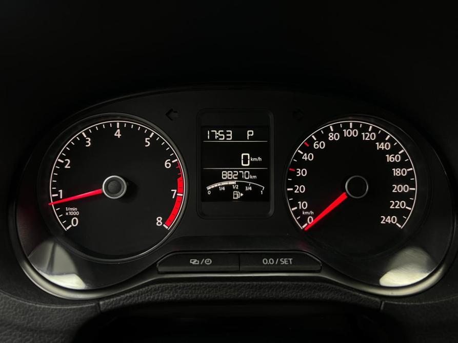 Volkswagen Polo V Рестайлинг Казань  - изображение 11