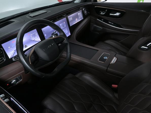 Exeed VX I Рестайлинг с пробегом 2024 года, цена 3 300 000 рублей, 65496 км, внедорожник, Автокод Объявления