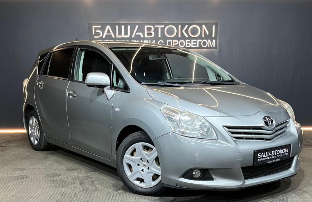 Toyota Verso I Уфа  - изображение 4