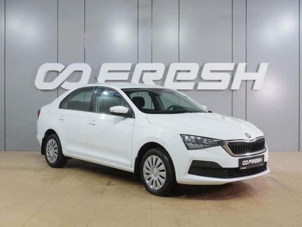 Skoda Rapid II с пробегом 2021 года, цена 1 400 000 рублей, 98728 км, лифтбек, Автокод Объявления
