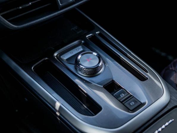 Haval Jolion I Рестайлинг с пробегом 2023 года, цена 1 640 000 рублей, 67390 км, внедорожник, Автокод Объявления