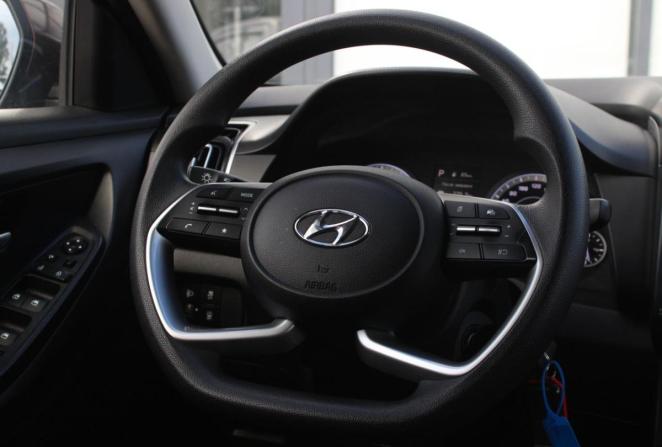 Hyundai Creta I Рестайлинг с пробегом 2021 года, цена 2 210 000 рублей, 62565 км, внедорожник, Автокод Объявления