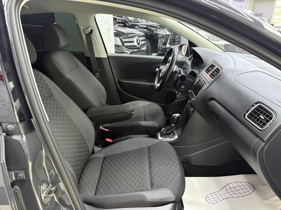 Volkswagen Polo V Рестайлинг Ярославль  - изображение 18