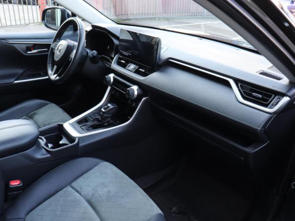 Toyota RAV4 V (XA50) с пробегом 2023 года, цена 3 730 000 рублей, 12651 км, внедорожник, Автокод Объявления