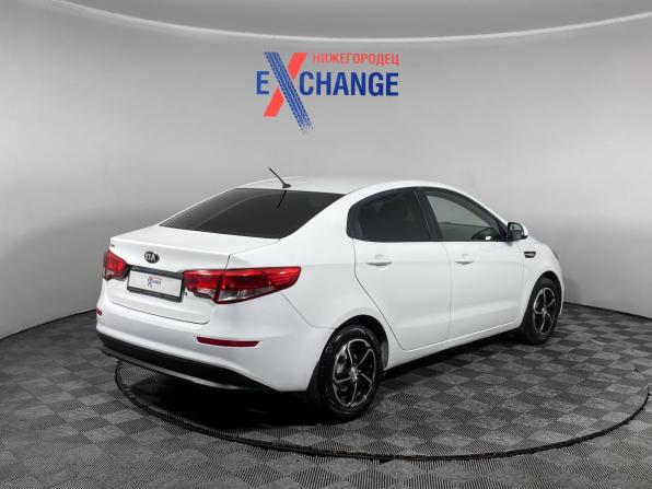 Kia Rio III Рестайлинг с пробегом 2016 года, цена 849 000 рублей, 143638 км, седан, Автокод Объявления