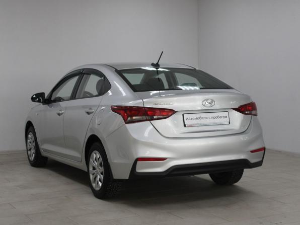 Hyundai Solaris II с пробегом 2018 года, цена 1 329 900 рублей, 156442 км, седан, Автокод Объявления