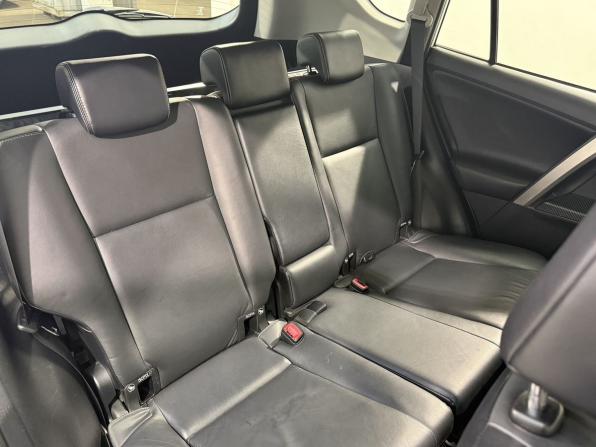 Toyota RAV4 IV (XA40) с пробегом 2013 года, цена 2 099 800 рублей, 110000 км, внедорожник, Автокод Объявления