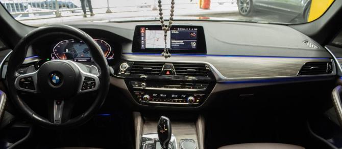 BMW 5 серии VII (G30/G31/G38) с пробегом 2019 года, цена 4 999 000 рублей, 94670 км, седан, Автокод Объявления