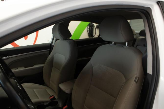Hyundai Elantra VI (AD) Рестайлинг с пробегом 2020 года, цена 1 945 000 рублей, 59750 км, седан, Автокод Объявления