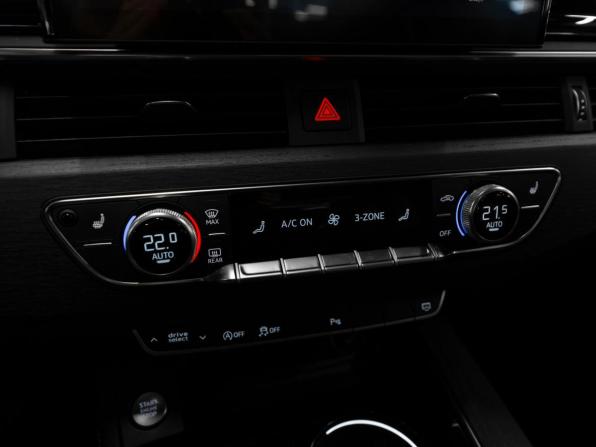 Audi A4 V (B9) Рестайлинг с пробегом 2021 года, цена 3 550 000 рублей, 80179 км, седан, Автокод Объявления