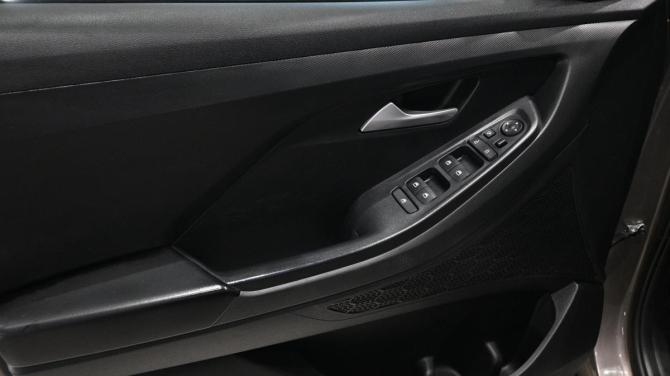 Hyundai Creta II с пробегом 2021 года, цена 2 095 000 рублей, 65470 км, внедорожник, Автокод Объявления